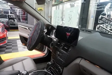 벤츠 C클래스 W204 전기형 12.3인치 모니터 교체 후방카메라 쇼핑몰 해외직구 제품 공임 설치 퀄리티 차이를 확인 하세요 by월세없는곳에서 직원없이 예약제1인시공 캡틴홍