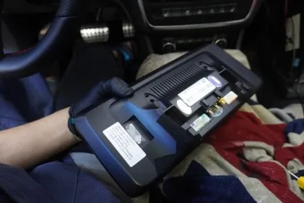 우리 동네는 고수가 작업한다 캡틴홍 벤츠 GLA45AMG 12.5인치 모니터 교체 카플레이 안드로이드오토 올인원 카인원프로맥스 설치 예약제 1인시공