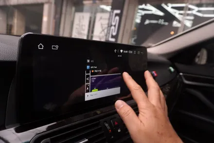 [오늘도컨디션조절중 캡틴홍] BMW F10 5시리즈 안드로이드 내비게이션 유명시공 맛집 에서 시공한 모니터 제품 불량 탈거 나만의 스타일로 재작업