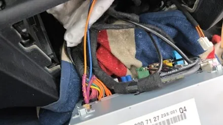 우리 동네는 고수가 작업한다 1인 시공 캡틴홍 벤츠 E 클래스 W212 AUX 코딩 순정 GPS 안테나 연결 모니터 교체 안드로이드 올인원 설치