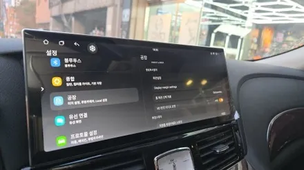 인피니티 Q70 M37 12.3인치 모니터 설치 카인원프로맥스 전문 대리점 캡틴홍