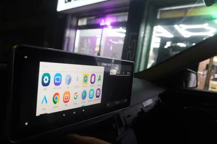 [벤츠코리아내비AS지정점 캡틴홍] 벤츠 E클래스 W212 전기형 국산 모니터 교체 12.3인치 M2C200A플러스 안드로이드셋탑 내비게이션 아틀란V5 기본 사용  AUX 코딩