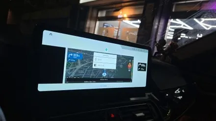 BMW 5시리즈 배터리 방전 점프 시동 모니터 고장 안드로이드 올인원 재작업