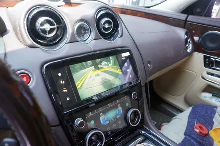 재규어 XJ 내비게이션 10.25인치 안드로이드모니터 교체 디지털 공조 선물 세트 시공 오늘도 베스트컨디션 프로작업자 CAR아티스트캡틴홍