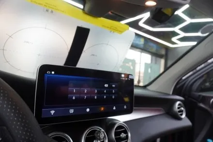 대한민국 전파인증 받은 아이니바3D 탑재된 카인원프로맥스 벤츠 GLC 순정 GPS 듀얼파크라 연결 AUX코딩후 L/R/GND 핀 연결 까지 by예약제1인시공캡틴홍
