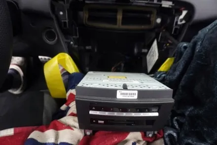 해외직구 모니터 구입 NTG3.0 벤츠 CL63AMG 차량 제품 잘못 구입 NTG3.5 제품 도착 3.0차량에 3.5 제품 시공 가능 한가요?! SOS 도와줘요 캡틴홍!