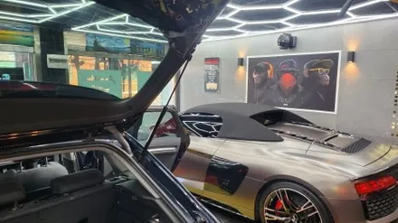 캐나다 직수 아우디 A3 해치백 10.25인치 전파인증받아 국내 AS 되는 아이나비 카인원 프로맥스 손잡이 일체형 후방카메라 설치 방법