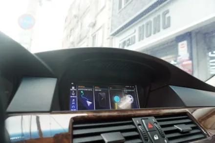 BMW E60 5시리즈 CCC 옵션 해외 직구 순정 모니터 1:1 교체 8.8인치 카플레이 안드로이드오토 올인원 후방카메라 연결 설치