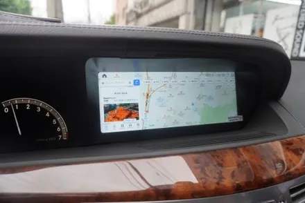 W221 전기형 벤츠 S클래스 NTG3.0 순정 오디오 AUX 메뉴 없는 차량  전용 장비로 외부입력 코딩후 해외직구 10.25인치 모니터 설치