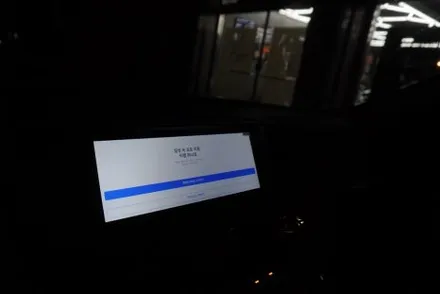 우리 동네는 고수가 작업한다 1인 시공 캡틴홍 인피니티 M37 모니터 교체 국내 재고 AS 10.25인치 안드로이드올인원 카인원프로맥스 교체 설치
