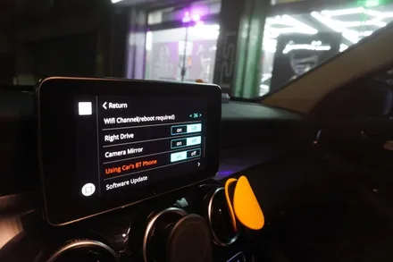 [벤츠내비게이션AS공식지정점 캡틴홍] 벤츠 C클래스 W205 GLC NTG5 AUX 코딩후 애플 카플레이 안드로이드오토 순정 모니터 사용 가능