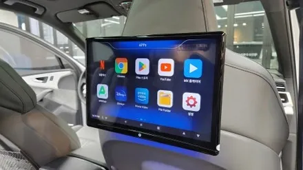 벤츠 S클래스 W221 내비게이션 12.3인치 안드로이드모니터 올인원 교체 리어모니터 카컴 X10 순정형 브라켓 사용 시공 도전