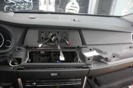 BMW 5시리즈 GT 12.3 모니터 교체  NBT 옵션 차량 전용 안드로이드올인원 내비게이션 시공 세팅 설명 맛집 by예약제1인시공캡틴홍