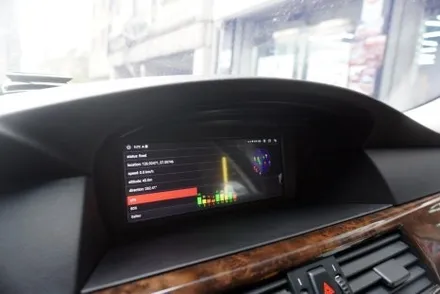 BMW E60 5시리즈 CCC 옵션 해외 직구 순정 모니터 1:1 교체 8.8인치 카플레이 안드로이드오토 올인원 후방카메라 연결 설치
