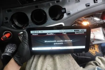 벤츠 GLA 4500AB 모니터 블랙아웃 화면 깜박임 후방카메라 안됨 고장 탈거 해외 직구 리눅스 카플레이 안드로이드오토 전용 모니터 설치