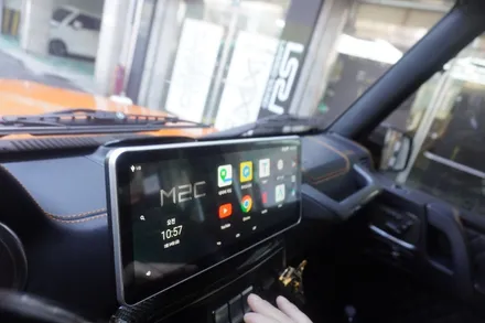 [벤츠공식내비게이션서비스센터 캡틴홍] 벤츠 G바겐 G63AMG 오렌지컬러 차량 모니터 교체 내비게이션 국산 12.3인치 M2C200A플러스 LGU+ 쉐어링 유심은 화웨이라우터 연결