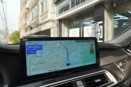 BMW 7시리즈 CIC 옵션 차량 모니터 교체 12.3인치 안드로이드모니터 시공시 음성 연결은 AUX 케이블 별도 작업이 필요 합니다