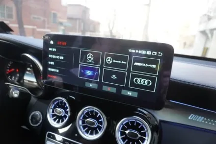 공임 받고 설치 미친 실력자를 만나다! 벤츠 GLC 쿠페 MNG 고사양 모니터 설치 AUX코딩 순정GPS 듀얼파크라 연결 잡소리방지 흡음 시공by예약제1인시공 캡틴홍