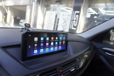 BMW X1 CIC 순정 모니터 있는 옵션 차량 10.25인치 안드로이드  모니터 올인원 내비게이션 교체 오디오 탈거가 작업의 반이 네요by예약제1인시공캡틴홍