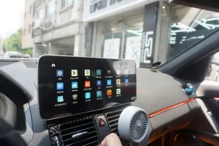 W204 전기형 벤츠 C63AMG 해외직구후  직접 DIY 작업 제품 오작동 실패 SOS 캡틴홍 고사양 MNG 10.25인치 재작업 후방카메라 교체 설치