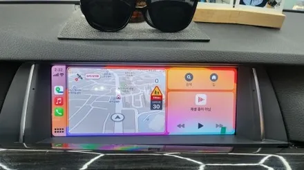 BMW F10 F30 전용 모니터 순정 모니터와 1:1 교체 당일 설치 되는 터치  카플레이 안드로이드오토 국내 에서 AS를 편하게 받을수 있어요