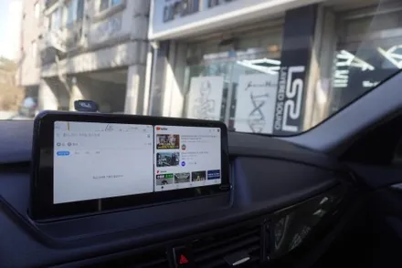 BMW X1 CIC 순정 모니터 있는 옵션 차량 10.25인치 안드로이드  모니터 올인원 내비게이션 교체 오디오 탈거가 작업의 반이 네요by예약제1인시공캡틴홍