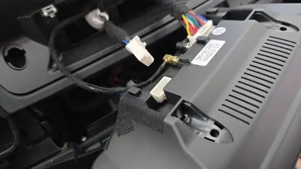우리 동네는 고수가 작업한다 1인 시공 캡틴홍 벤츠 E 클래스 W212 AUX 코딩 순정 GPS 안테나 연결 모니터 교체 안드로이드 올인원 설치