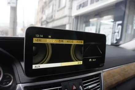 벤츠코리아내비게이션AS 서비스 공식 지정점 캡틴홍 W212 E클래스 NTG 4.0 해외직구 고사양 MNG10.25인치 모니터 교체by예약제1인시공CAPTAINHONG