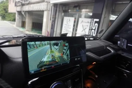 벤츠 G바겐 후기형 G63AMG NTG5.1 중국 친구들은 NTG5.0 이라고 하는 오디오12.5인치 해외직구 모니터 설치 MNG 제품 USBAUX 음성지연 싱크밀림 없어요