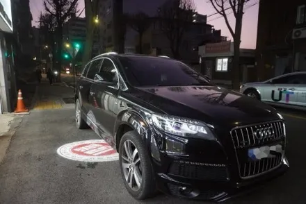 NO.26번째 NV700 시공 차량은 아우디 Q7 12.3인치 국산 모니터 교체 안드로이드올인원 내비게이션 매립 시공by예약제1인시공캡틴홍