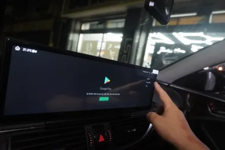 야간 예약 시공 아우디 A6 C7 구형 국산12.3 인치 모니터 M2C200I플러스 탈거 해외직구 15인치 안드로이드올인원 교체 재작업 설치