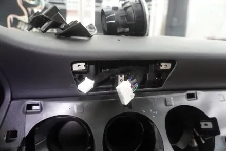 벤츠 GLA 4500AB 모니터 블랙아웃 화면 깜박임 후방카메라 안됨 고장 탈거 해외 직구 리눅스 카플레이 안드로이드오토 전용 모니터 설치