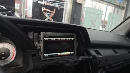자동차 인스톨 20년 이상 노력은 매일 쌓아 가는 거다 1인 시공 캡틴홍 2014 벤츠 GLK 순정 모니터 이용 노터치 카플레이 안드로이드오토 아이나비 블랙박스 하이패스 설치