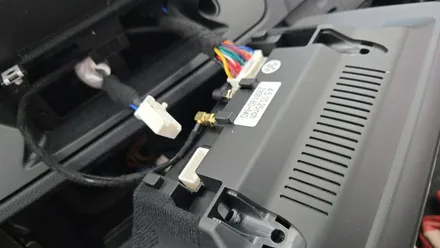 우리 동네는 고수가 작업한다 1인 시공 캡틴홍 벤츠 E 클래스 W212 AUX 코딩 순정 GPS 안테나 연결 모니터 교체 안드로이드 올인원 설치