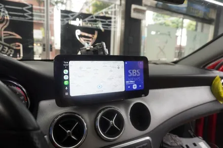벤츠 GLA 4500AB 모니터 블랙아웃 화면 깜박임 후방카메라 안됨 고장 탈거 해외 직구 리눅스 카플레이 안드로이드오토 전용 모니터 설치