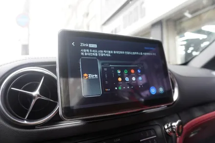 벤츠 SL 모니터 교체 내비게이션 USBAUX 싱크밀림 없는 9인치 안드로이드모니터 올인원 카플레이 시공  벤츠코리아멀티미디어공식지정점 캡틴홍