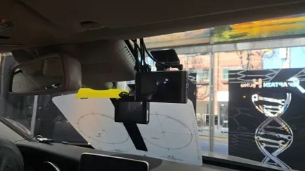 우리 동네는 고수가 작업한다 캡틴홍 벤츠 C 클래스 W205 모니터 교체 국내 AS 인터넷 연결 없이 아이나비3D 사용 가능 카인원프로맥스 안드로이드올인원 설치
