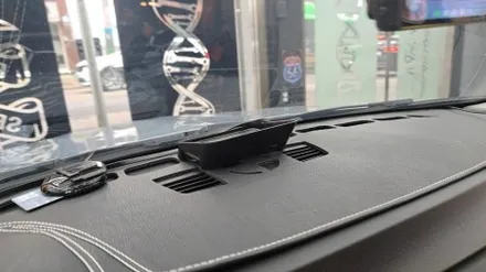 BMW 3시리즈 E90 대시보드 타공 12.3인치 모니터 카인원프로맥스Q 설치