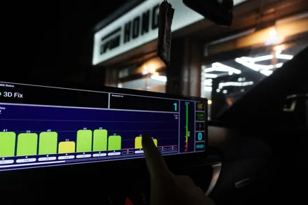 아우디 해외 직구 모니터 설치 고수가 시공하는 아우디 A6 후기형 MIB 15인치 모니터 안드로이드 올인원 1인 시공