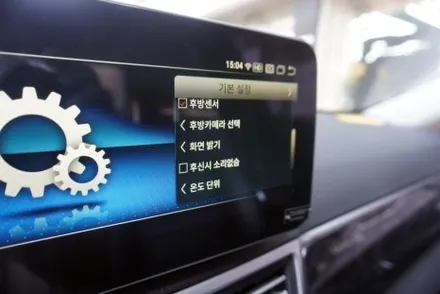 벤츠 모니터 교체 설치 고수가 예약된 작업은 휴일에도 1인 시공합니다 W212 E 클래스 NTG4.5 고사양 MNG 10.25 안드로이드 내비게이션 설치