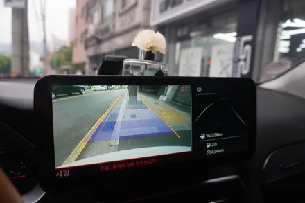 아우디 A6 C6 2GMMI 12.3인치 모니터 교체 내비게이션 후방카메라 연동 시공