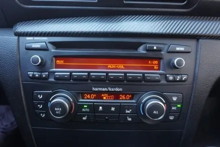 BMW 해외 직구 모니터 설치 고수 캡틴홍 120D 12.5인치 해외 직구 안드로이드 올인원 교체 후방카메라 연결 설치