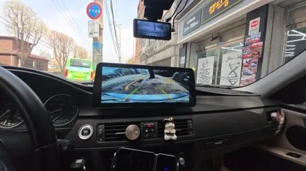 BMW 3시리즈 E90 대시보드 타공 12.3인치 모니터 카인원프로맥스Q 설치