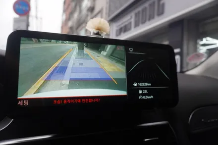 아우디 A6 C6 2GMMI 12.3인치 모니터 교체 내비게이션 후방카메라 연동 시공