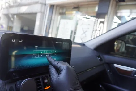 벤츠 C클래스 W204 전기형 트립 모니터 옵션 차량 2채널 블랙박스 해외직구 안드로이드올인원 모니터 후방카메라 작업 고수 캡틴홍 1인 시공