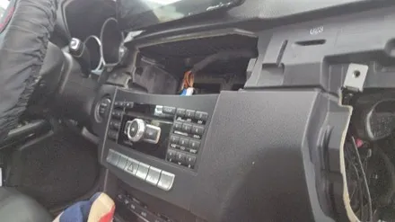 우리 동네는 고수가 작업한다 1인 시공 캡틴홍 벤츠 E 클래스 W212 AUX 코딩 순정 GPS 안테나 연결 모니터 교체 안드로이드 올인원 설치
