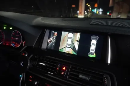 BMW F10 5시리즈 NBT 옵션 순정 모니터 이용 노터치 카플레이 안드로이드오토 설치