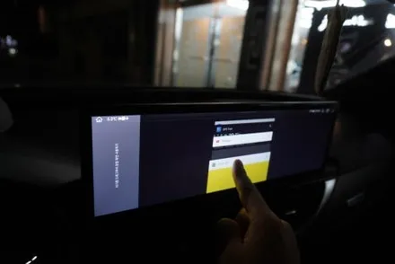 아우디 해외 직구 모니터 설치 고수가 시공하는 아우디 A6 후기형 MIB 15인치 모니터 안드로이드 올인원 1인 시공