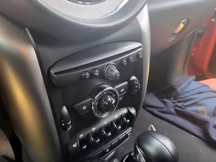 [수입차오디오수리 캡틴홍] BMW 미니 컨트리맨 모니터 블랙아웃 증상 원인은 순정 오디오  비디오인터페이스 고장 부품 교체 후방카메라 배선 정리후 수리 완료