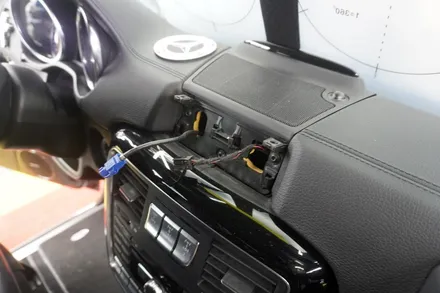 [벤츠내비게이션AS 캡틴홍] 벤츠 G바겐 G63AMG 모니터 교체 내비게이션 12.3인치 국산 M2C200A플러스 안드로이드셋탑 AUX연결 데이터나눠쓰기 유심 화웨이라우터 연결
